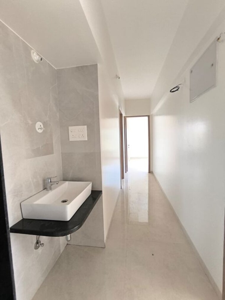 Bathroom, aundh 3 Bedroom 1863 Sq.Ft. Apartment In Aundh Pune 10417524