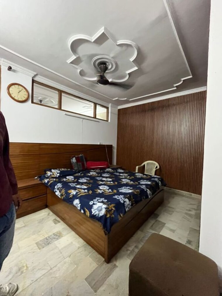 Bedroom, west patel nagar 2 Bedroom 100 Sq.Ft. Builder Floor In West Patel Nagar Delhi 10417533