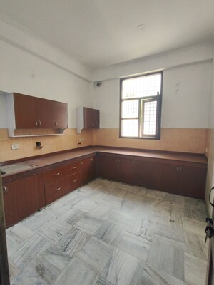Kitchen in 3 BHK Independent House at RWA Apartments Sector 71, Sector 71 – for Rent