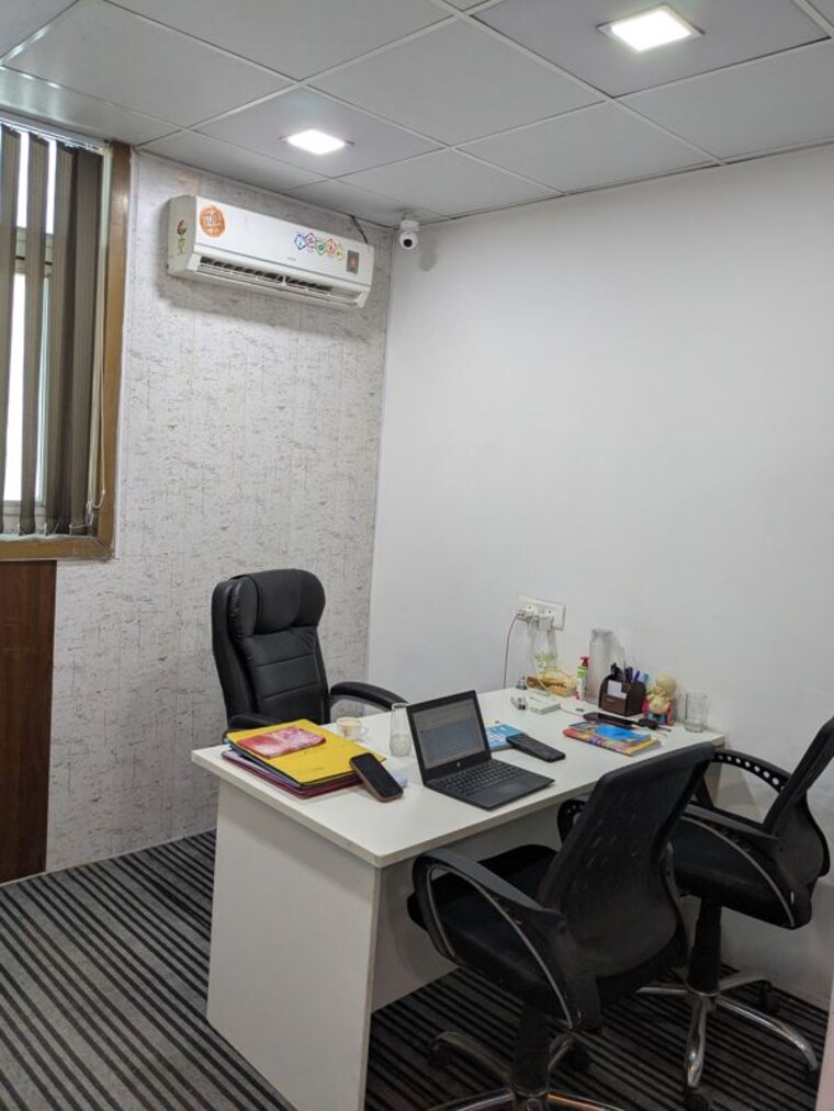Team Area, sector 63 Commercial Office Space 1600 Sq.Ft. In Sector 63 Noida 10417549