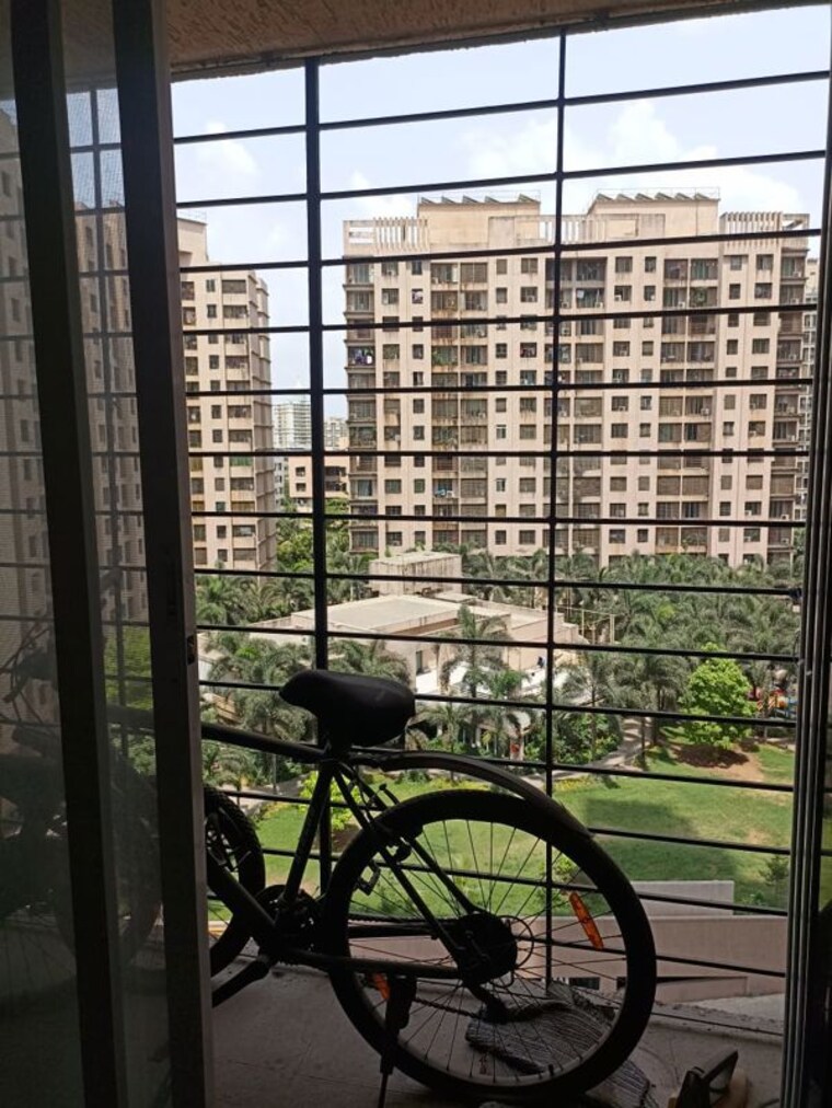 Balcony, damji-shamji-mahavir-kalpavruksha-wing-j-phase-2 1 Bedroom 375 Sq.Ft. Apartment In Thane West Thane 10417548