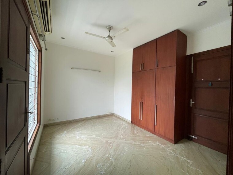 Bedroom, huda-staff-colony 3 Bedroom 2300 Sq.Ft. Builder Floor In Sector 46 Gurgaon 10417550