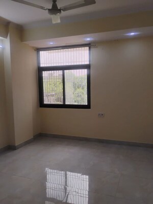 Room in  Office Space at Sector 12 Dwarka – for Rent