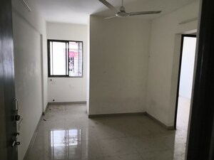 Room in 1 BHK Apartment at Navpada – for Rent