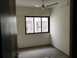Room in 1 BHK Apartment at Navpada – for Rent