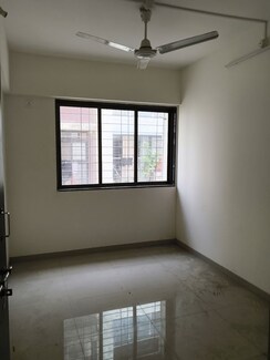 1 BHK Apartment For Rent in Navpada