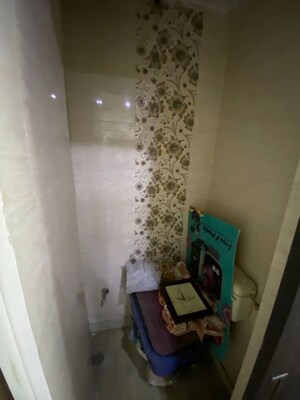 Bathroom in 1 BHK Builder Floor at West Patel Nagar – for Rent