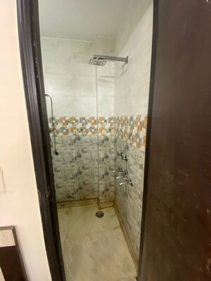 Bathroom in 1 BHK Builder Floor at West Patel Nagar – for Rent