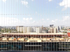 5 BHK Apartment – Exterior View View at Kalpataru Mugnus, Bandra East - for Rent