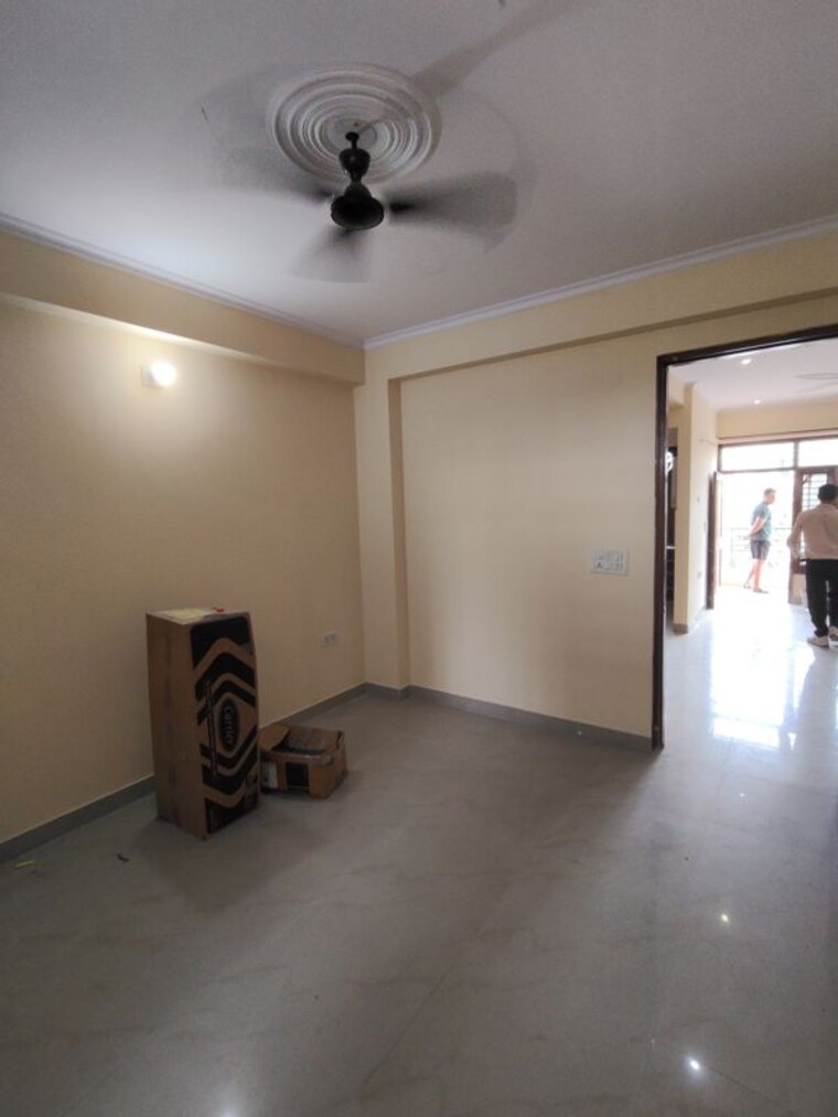 Room, rwa-apartments-sector-70 2 Bedroom 1150 Sq.Ft. Independent House In Sector 70 Noida 10417597