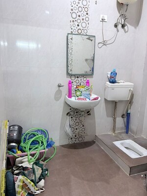 Team Area in 2 BHK Builder Floor at Ansal Plaza Gurgaon, Palam Vihar – for Rent