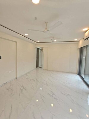 Room in 3 BHK Apartment at Datta Krupa CHS Dadar East, Dadar East – for Rent