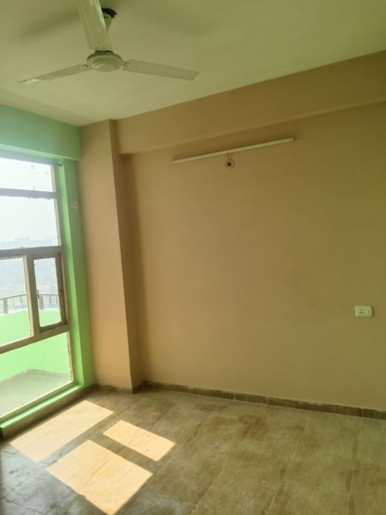 Room, auric-city-homes 3 Bedroom 650 Sq.Ft. Apartment In Sector 82 Faridabad 10417685