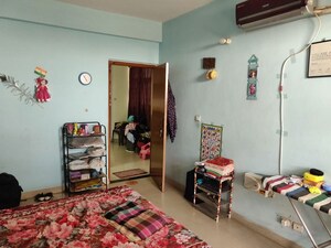 Bedroom in 2 BHK Apartment at OP Floridaa, Sector 82 – for Rent