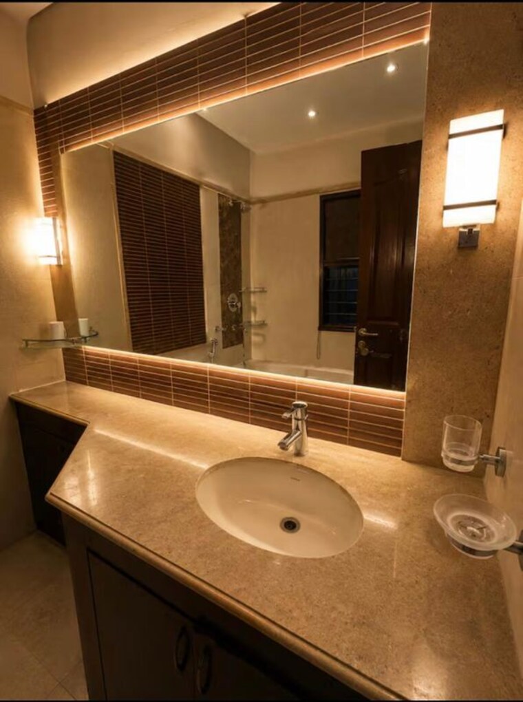 Bathroom, sector 57 3 Bedroom 1800 Sq.Ft. Villa In Sector 57 Gurgaon 10417711