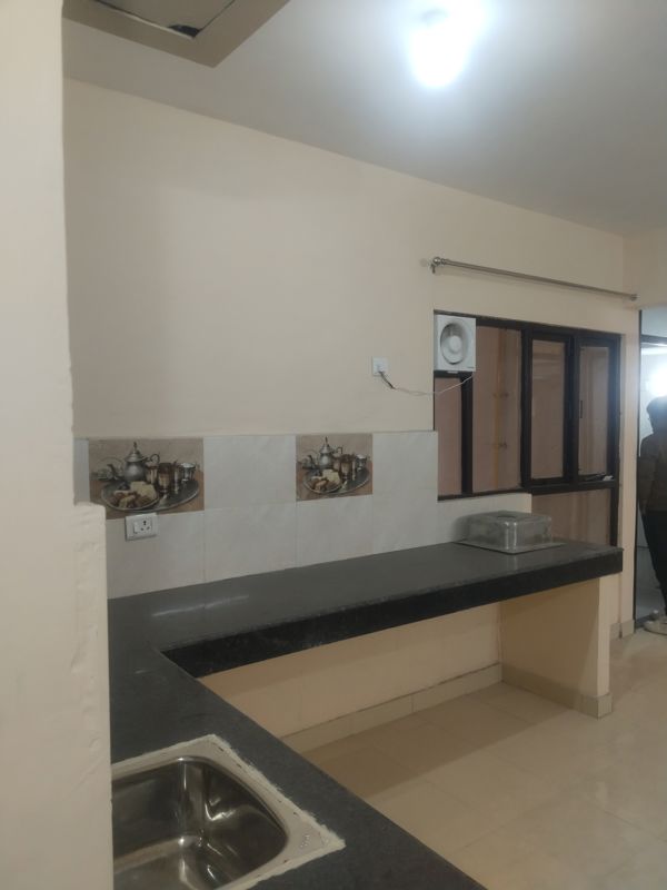 2 BHK + Servant Room,Basement,Store Room Apartment For Rent in OP Floridaa