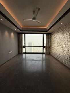 4 BHK + Servant Room,Study Room Apartment For Sale in Lodha Trump Tower