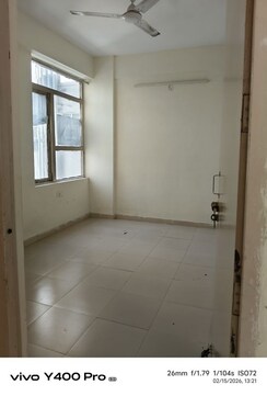 1 BHK Apartment For Rent in Auric City Homes