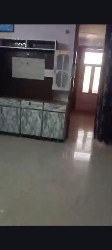 3 BHK + Pooja Room 100 Sq.Yd. Builder Floor in  Balaji Enclave