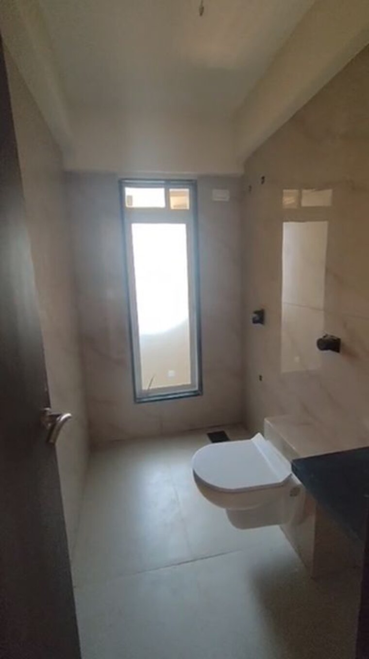 Bathroom, majestic-kedarnath-apartments 2 Bedroom 680 Sq.Ft. Apartment In Chembur Mumbai 10417707