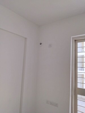 Room in 3 BHK Apartment at Mont Vert Belbrook, Bhugaon – for Rent