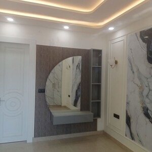 Building Lobby in 3 BHK Builder Floor at BPTP Parkland Pride, Sector 77 – for Sale