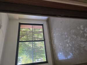 Room in 2 BHK Apartment at  Rushi The Kollage Andheri, Andheri East – for Rent