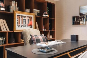 Furnished Amenities in 4 BHK Apartment at Lodha Trump Tower, Worli – for Sale