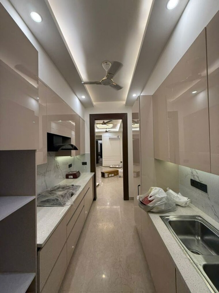 Kitchen/pantry, raj-one-good-earth 3 Bedroom 1620 Sq.Ft. Apartment In Sector 71 Gurgaon 10417890