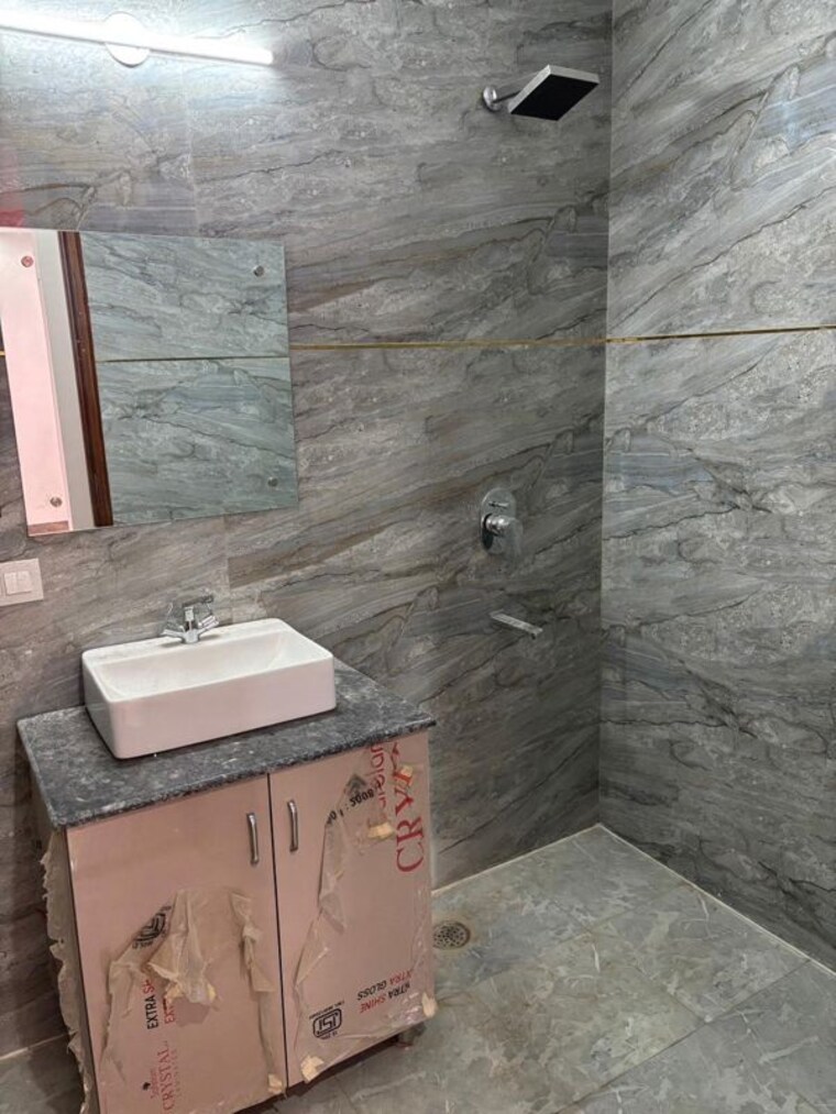 Bathroom, kohli-one-malibu-town-plot 3 Bedroom 2500 Sq.Ft. Builder Floor In Sector 47 Gurgaon 10417901