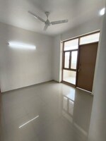 2 BHK + Pooja Room,Servant Room,Study Room,Extra Room,Basement,Store Room 671 Sq.Ft. Apartment in Pareena Om Apartments