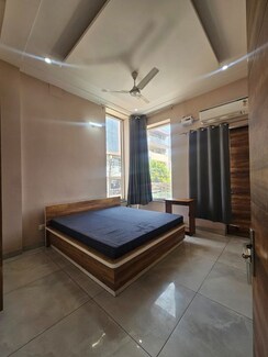 2 BHK Builder Floor For Rent in Sushant Lok III