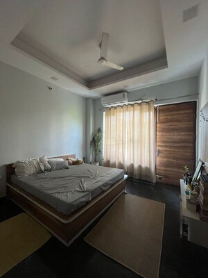 Bedroom in 2 BHK Builder Floor at Sushant Lok Iii – for Rent