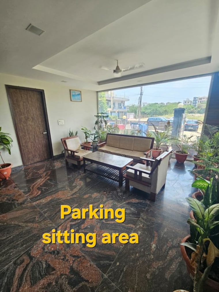  Parking, sushant lok iii 2 Bedroom 1900 Sq.Ft. Builder Floor In Sushant Lok Iii Gurgaon 10417983