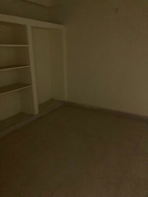 Master Bedroom in 2 BHK Apartment at Lanka Veedhi Area – for Rent