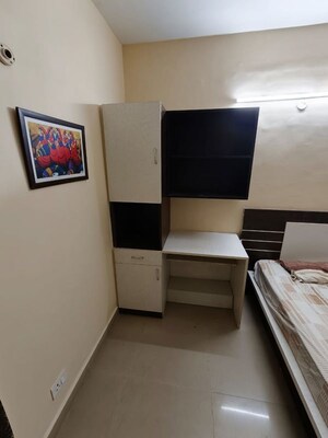 Furnished Amenities in 3 BHK Apartment at Antriksh Golf View - II, Sector 78 – for Rent