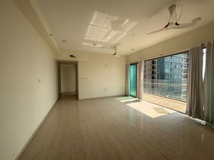 Room in 2 BHK Apartment at Sheth Auris Serenity Tower 2, Malad West – for Rent