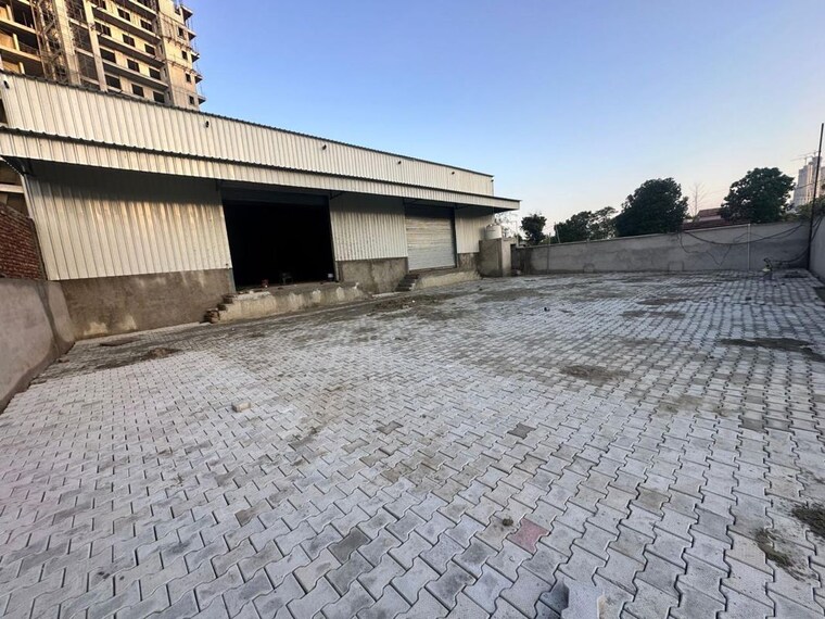Exterior View, sector 77 Commercial Warehouse 5700 Sq.Ft. In Sector 77 Gurgaon 10418023