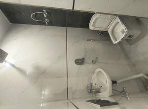 Bathroom in 2 BHK Builder Floor at Govindpuri – for Rent
