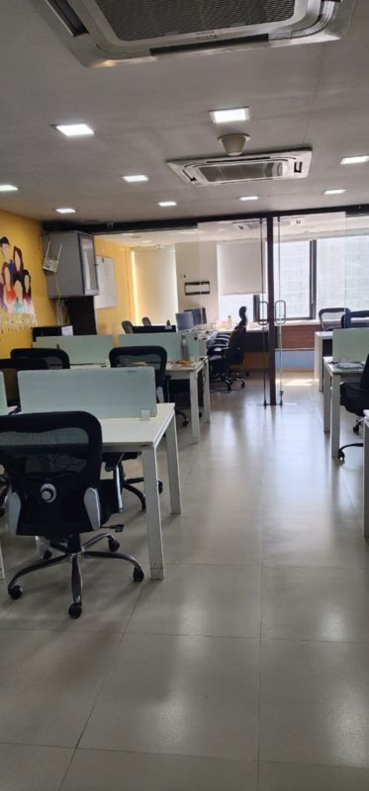 Team Area, vastrapur Commercial Office Space 1100 Sq.Ft. In Vastrapur Ahmedabad 10418124