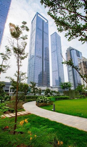 5 BHK Apartment – Exterior View View at Indiabulls Blu, Worli - for Sale