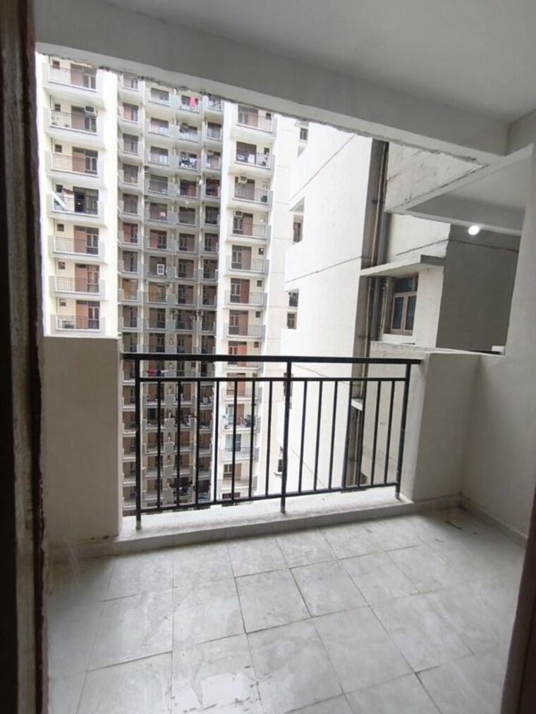Balcony, zara-rossa 2 Bedroom 607 Sq.Ft. Apartment In Sector 112 Gurgaon 10418219