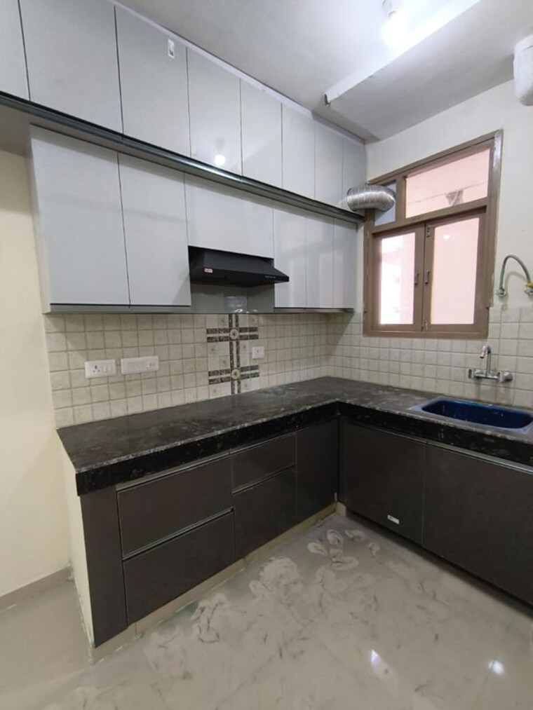 Kitchen, zara-rossa 2 Bedroom 607 Sq.Ft. Apartment In Sector 112 Gurgaon 10418219