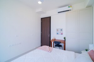 Bedroom in 3 BHK Apartment at Sunteck City Avenue 4, Goregaon West – for Sale