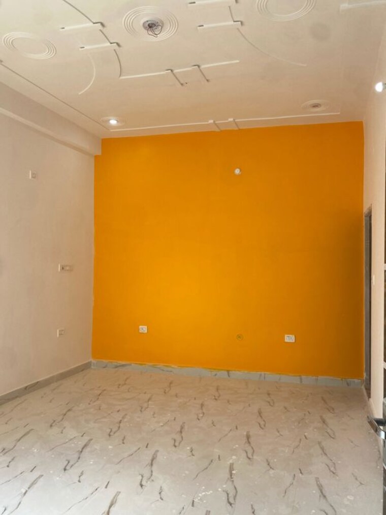 Room, nijampur malhaur 2 Bedroom 1500 Sq.Ft. Apartment In Nijampur Malhaur Lucknow 10418220