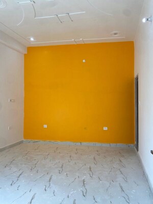 Room in 2 BHK Apartment at Nijampur Malhaur – for Rent