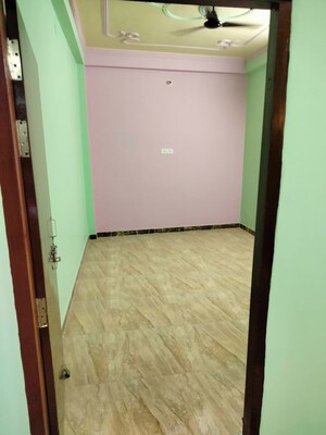 Room in 2 BHK Independent House at Nijampur Malhaur – for Rent