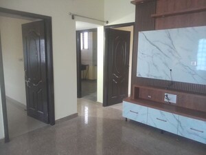 Room in 3 BHK Builder Floor at Akshya Nagar – for Rent