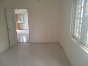 Room in 2 BHK Builder Floor at Akshya Nagar – for Rent