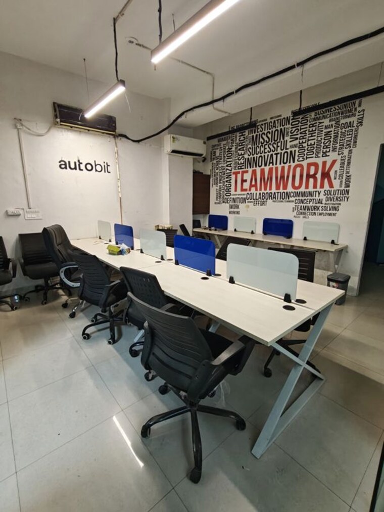 Team Area, sector 58 Commercial Office Space 999 Sq.Ft. In Sector 58 Noida 10418270